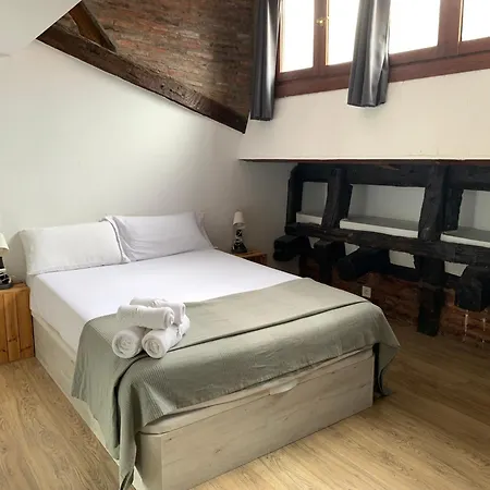 Precioso Atico En Casco Viejo Rum i privatbostad Bilbao